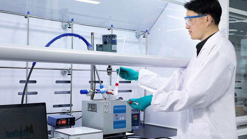 工业级有机化工原料：最新报价背后的考量因素**